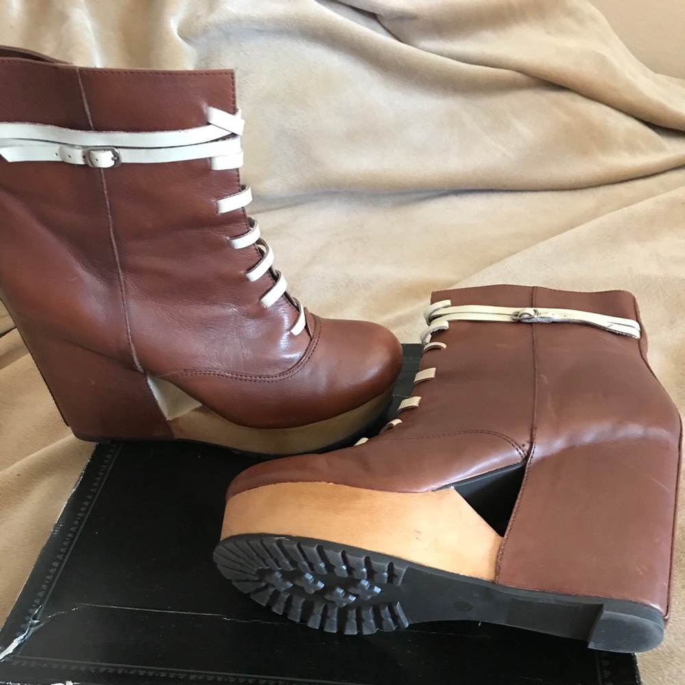 Deena & Ozzy Brown Wedge Boot